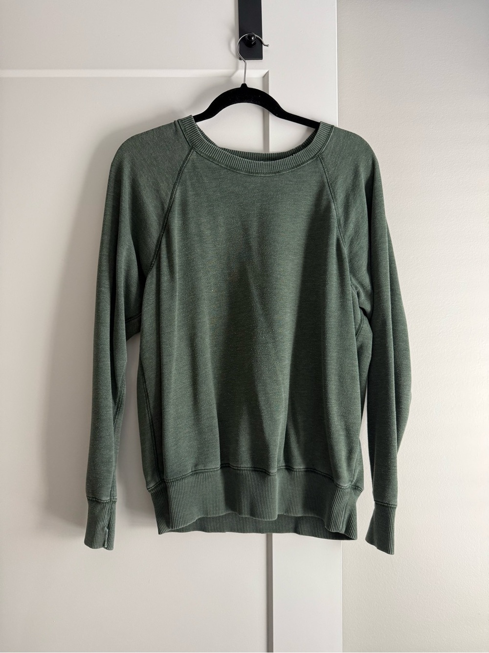 aerie Olive Green Crewneck Pullover Sweater